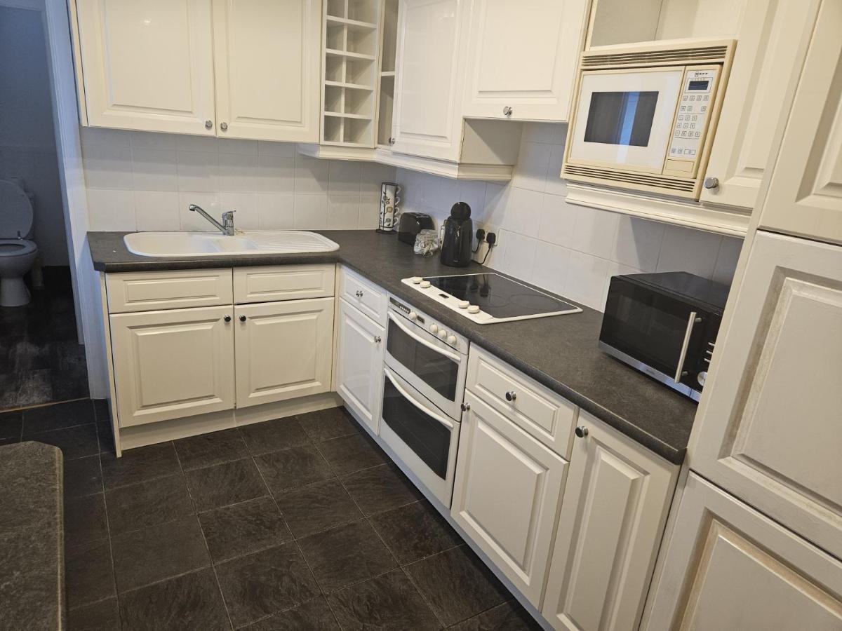Leigh-On-Sea Retreat - 2 Bedroom Apartment Εξωτερικό φωτογραφία